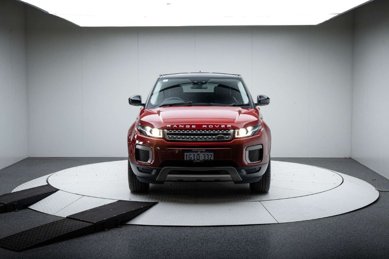 
								Land Rover Range Rover Evoque TD4 150 SE L538 full									