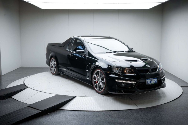 
								Holden Special Vehicles Maloo R8 E Series 2 Rear Wheel Drive full									
