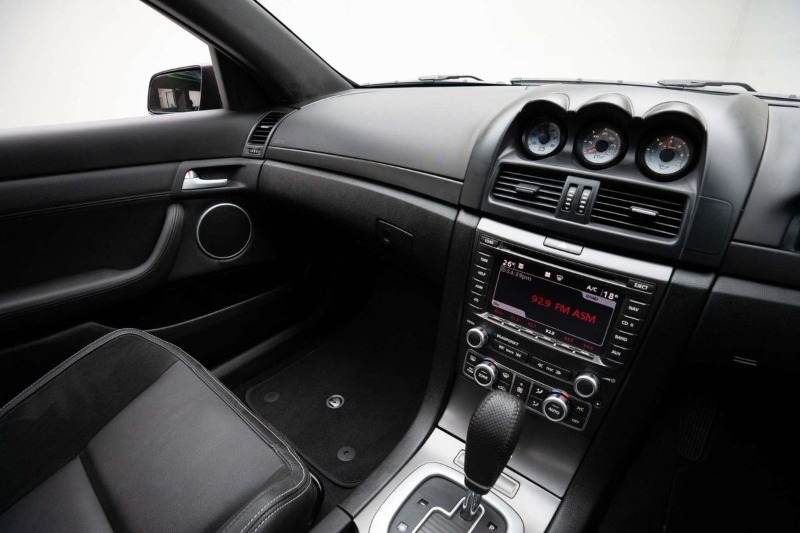 
								Holden Special Vehicles Maloo R8 E Series 2 Rear Wheel Drive full									