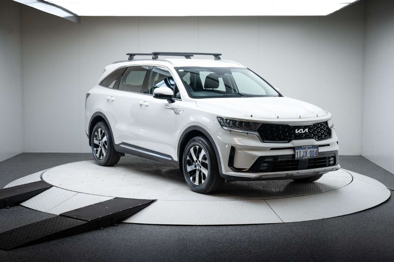 
								Kia Sorento Sport MQ4 full									