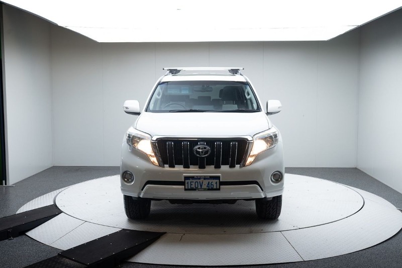 
								Toyota Landcruiser Prado Altitude KDJ150R full									