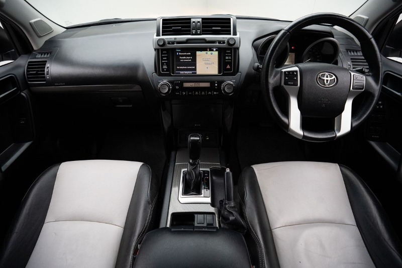 
								Toyota Landcruiser Prado Altitude KDJ150R full									