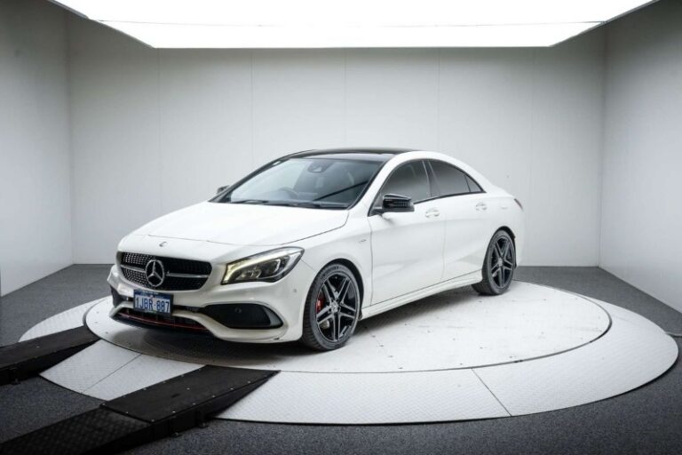 Mercedes-Benz CLA-Class CLA250 Sport C117