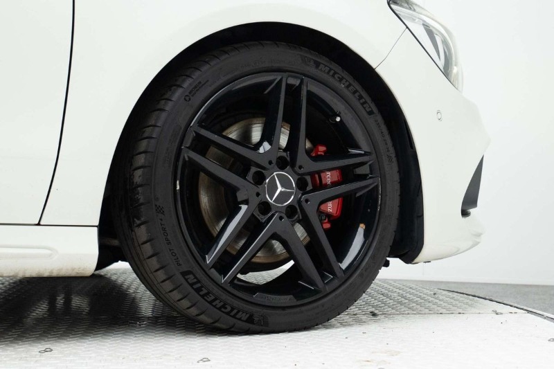 
								Mercedes-Benz CLA-Class CLA250 Sport C117 full									