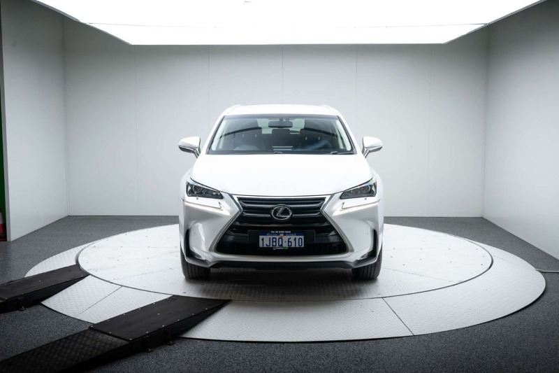 
								Lexus NX NX200t Luxury AGZ15R full									