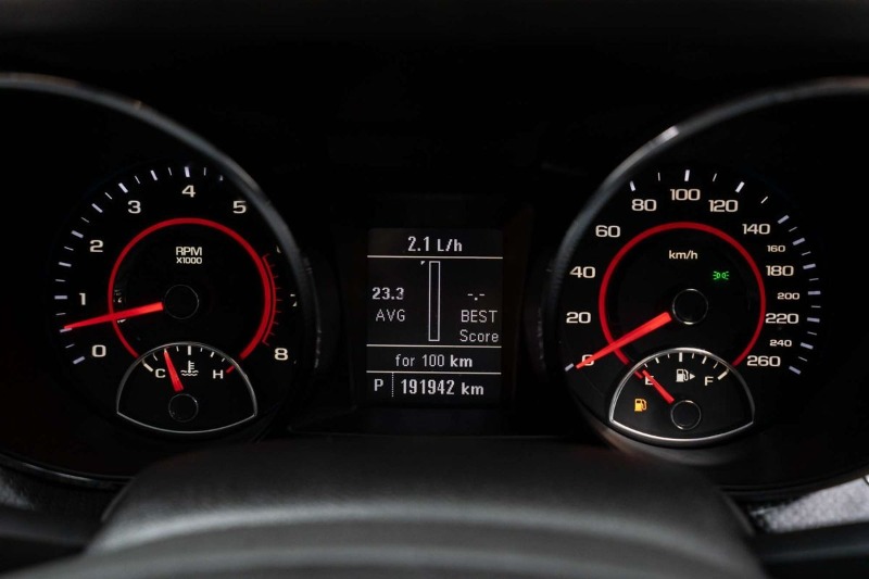 
								Holden Commodore SS Storm VF full									