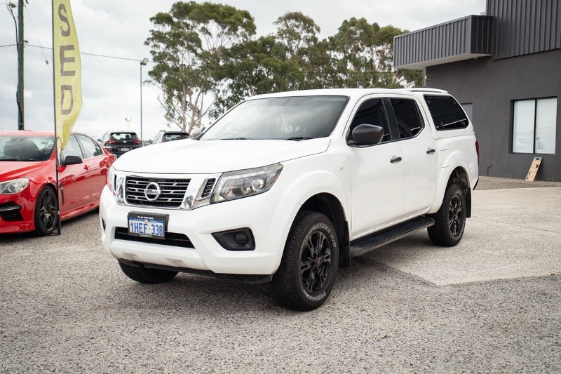 
								Nissan Navara SL D23 4X4 full									