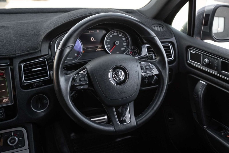 
								Volkswagen Touareg V8 TDI R-Line 7P full									