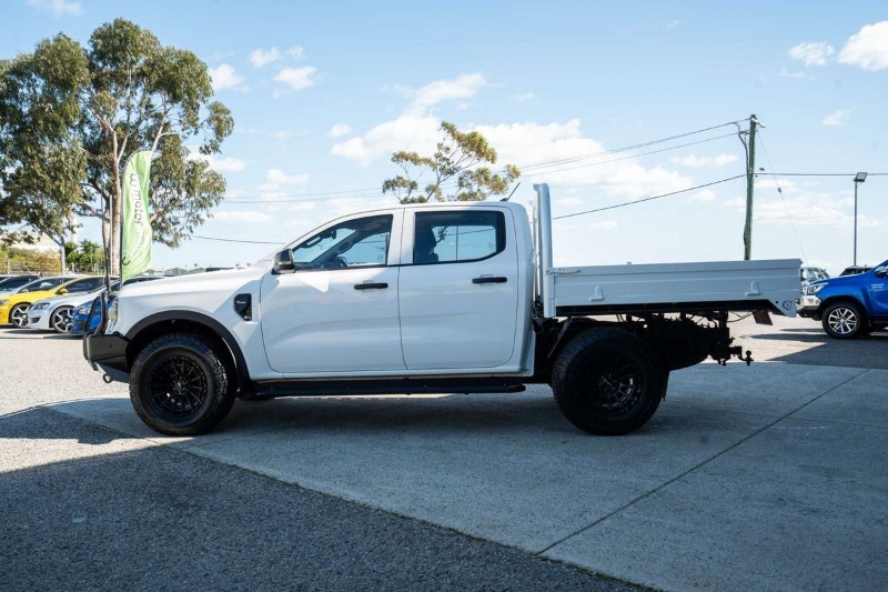 
								Ford Ranger XL 4X4 2.0L full									