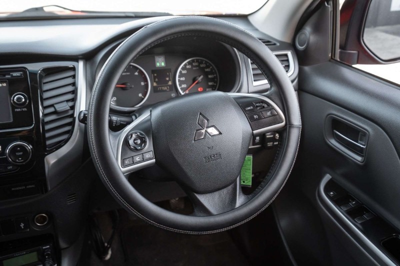 
								Mitsubishi Triton GLS MQ 4X4 full									