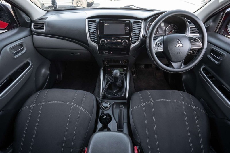 
								Mitsubishi Triton GLS MQ 4X4 full									