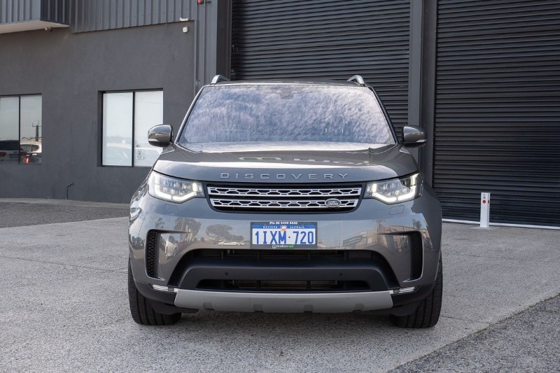 
								Land Rover Discovery SD4 HSE Series 5 full									