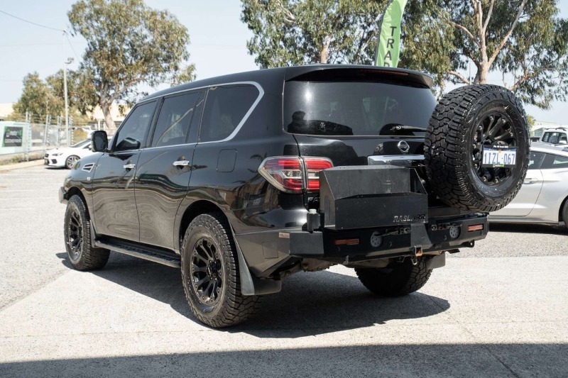 
								Nissan Patrol Ti Y62 full									