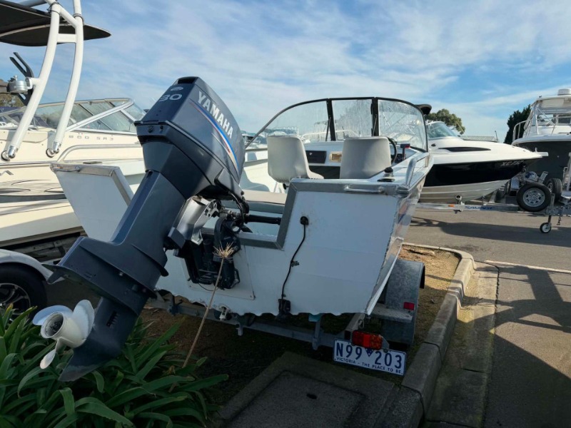 
								Brooker 410 Sportsman R/A – 2001 Model full									