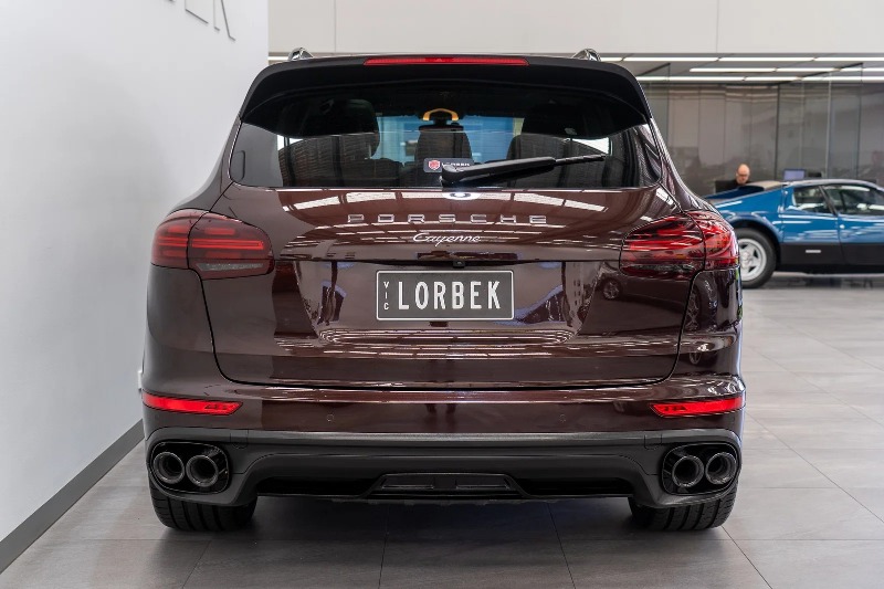 
								2017 Porsche Cayenne full									