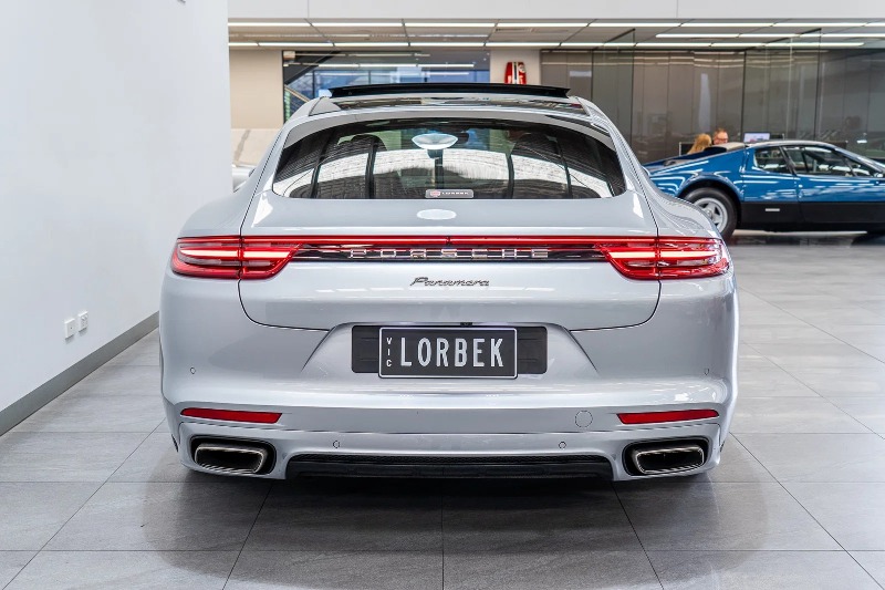 
								2017 Porsche Panamera full									
