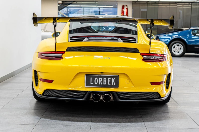 
								2019 Porsche 911 full									