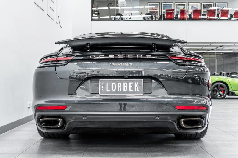 
								2017 Porsche Panamera full									