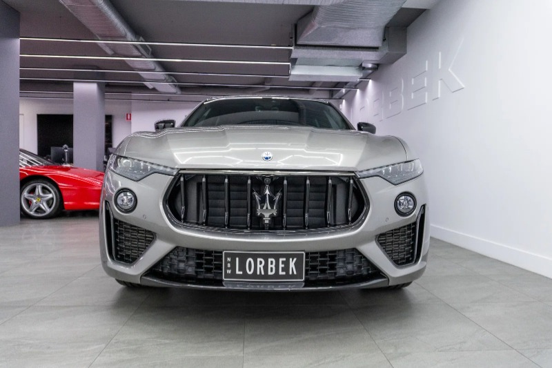 
								2021 Maserati Levante full									