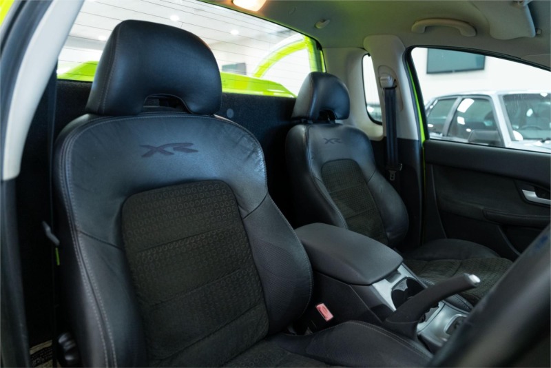 
								2006 Ford Falcon BF XR6T Ute full									
