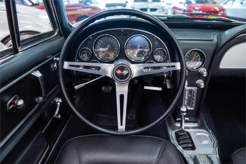 
								1966 CHEVROLET CORVETTE full									