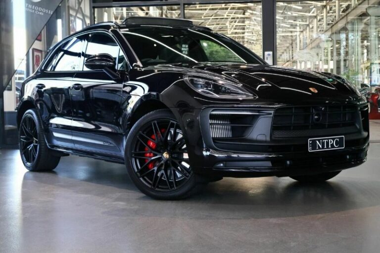 2023 Porsche Macan