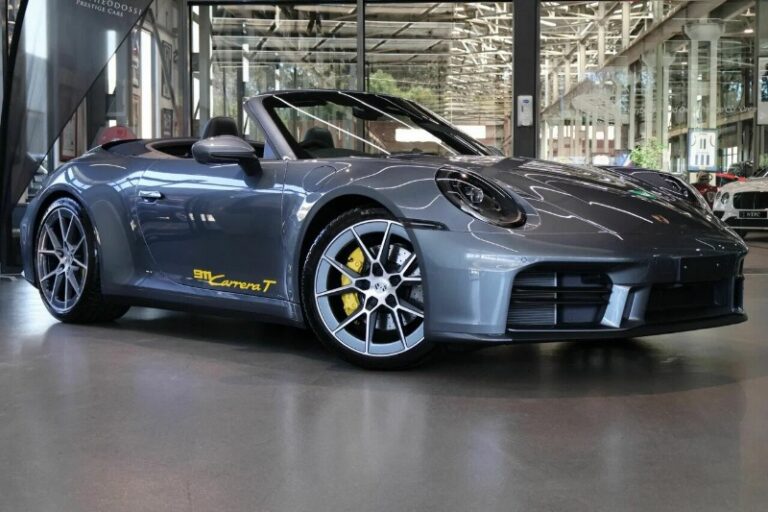 2025 Porsche 911
