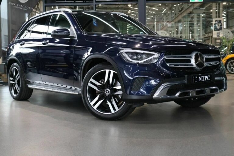 2021 Mercedes-Benz GLC300