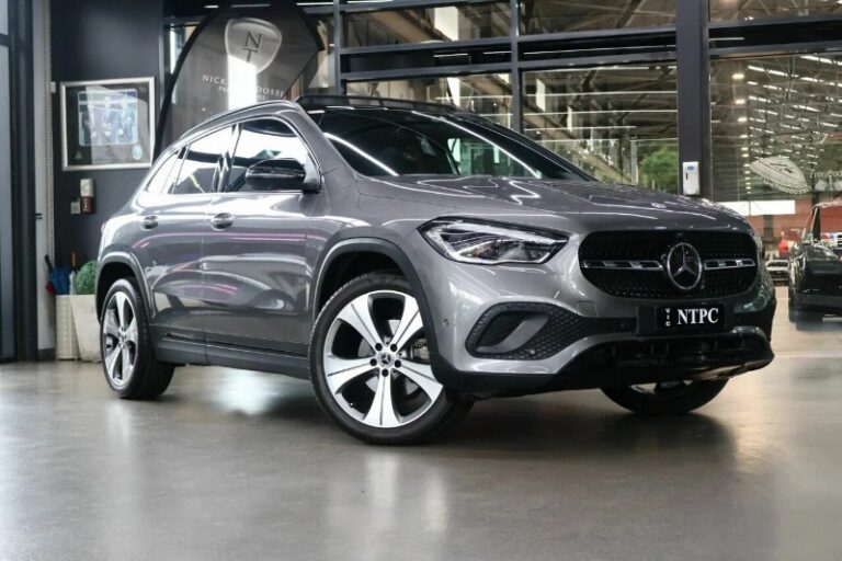 2020 Mercedes-Benz GLA200