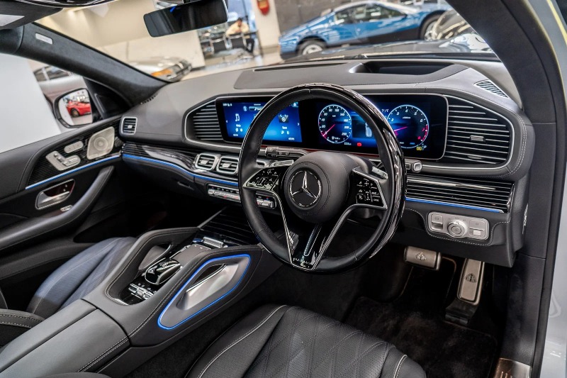 
								2024 Mercedes-Benz GLS600 full									