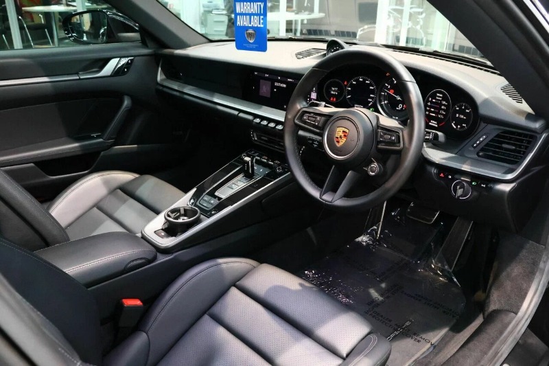 
								2020 Porsche 911 full									