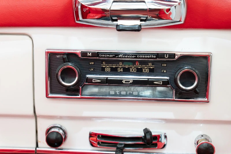 
								1962 Mercedes-Benz 190 full									