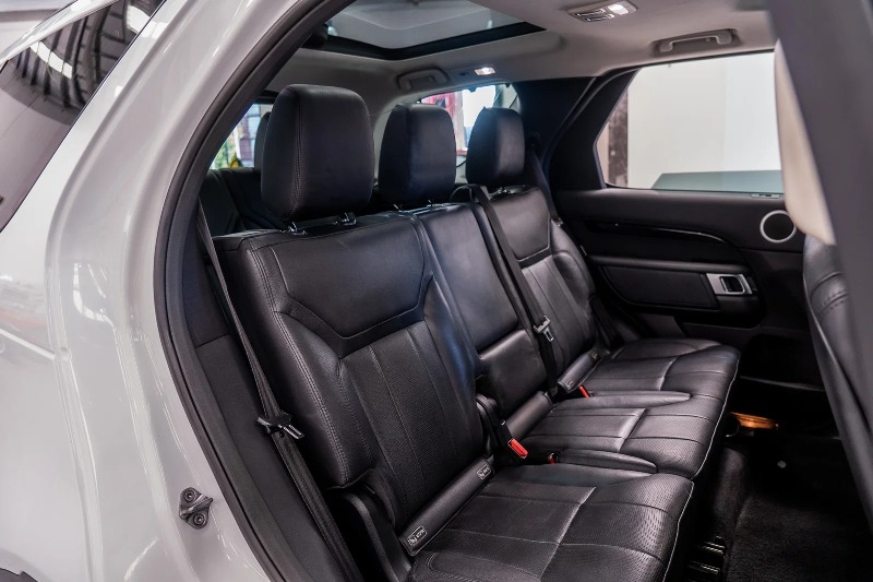 
								2017 Land Rover Discovery full									