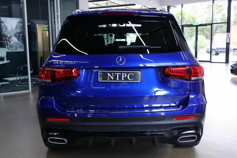 
								2021 Mercedes-Benz GLB200 full									