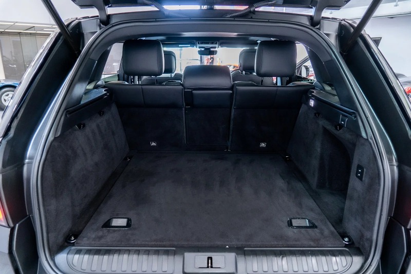 
								2018 Land Rover Range Rover full									