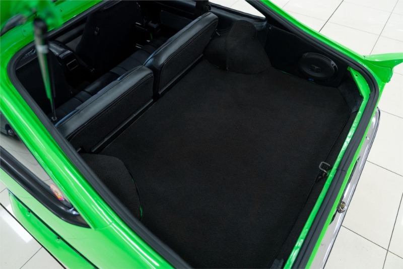 
								1976 HOLDEN TORANA full									