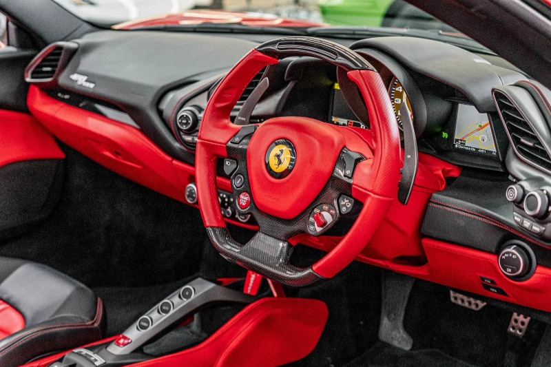 
								2016 Ferrari 488 full									