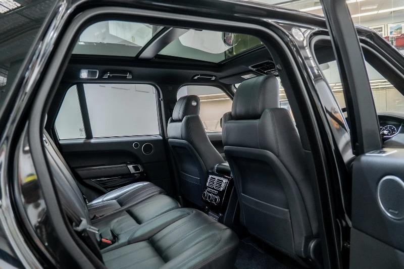 
								2017 Land Rover Range Rover full									