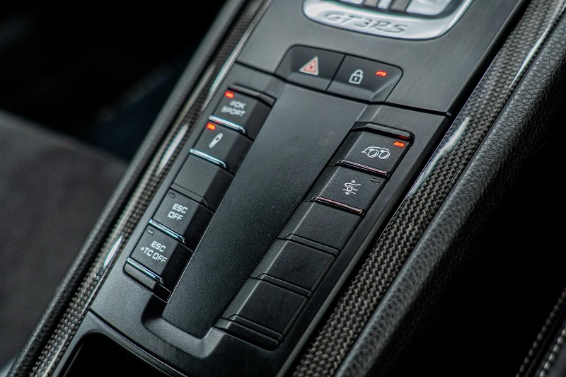 
								2019 Porsche 911 full									