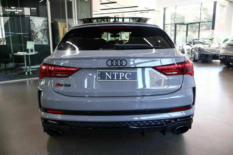
								2021 Audi RS Q3 full									