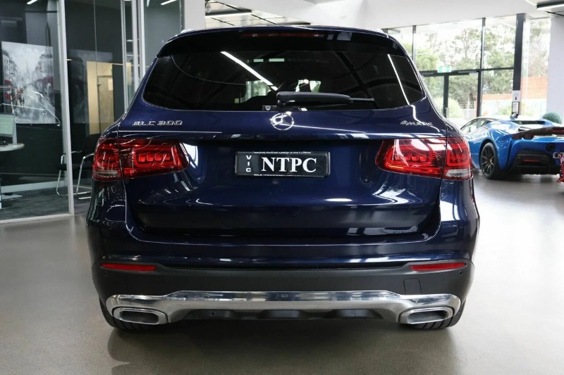 
								2021 Mercedes-Benz GLC300 full									