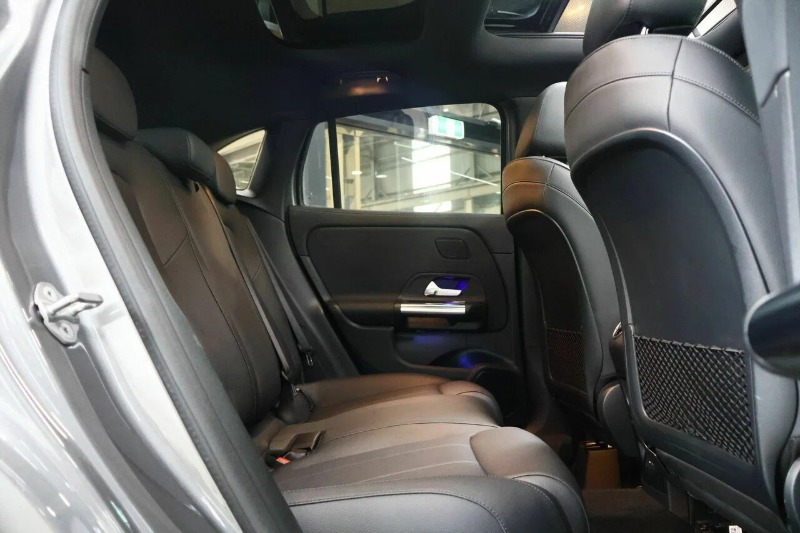 
								2020 Mercedes-Benz GLA200 full									
