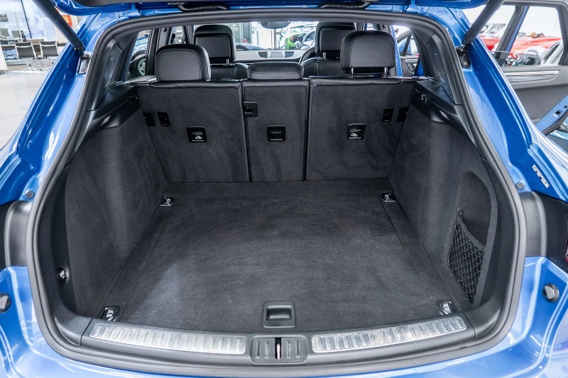 
								2015 Porsche Macan full									