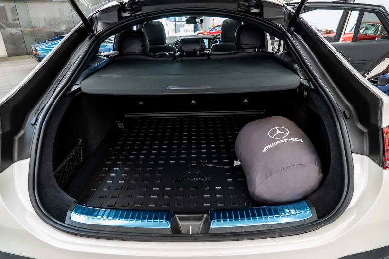 
								2022 Mercedes-AMG GLE63 S full									