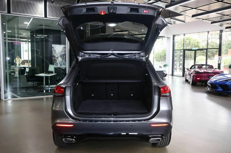 
								2020 Mercedes-Benz GLA200 full									