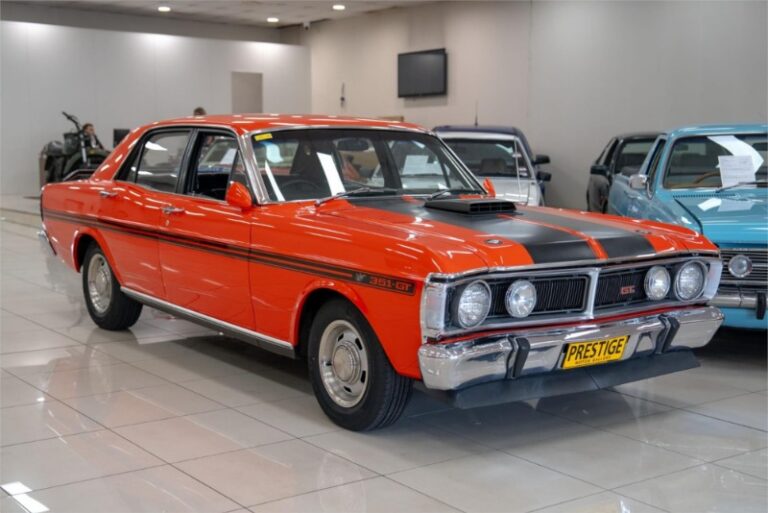 1970 FORD FALCON 4D SEDAN GT XY