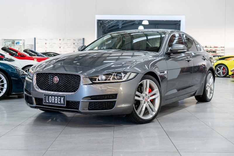 
								2015 Jaguar XE full									