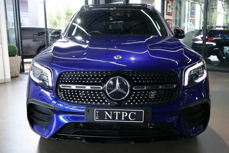 
								2021 Mercedes-Benz GLB200 full									