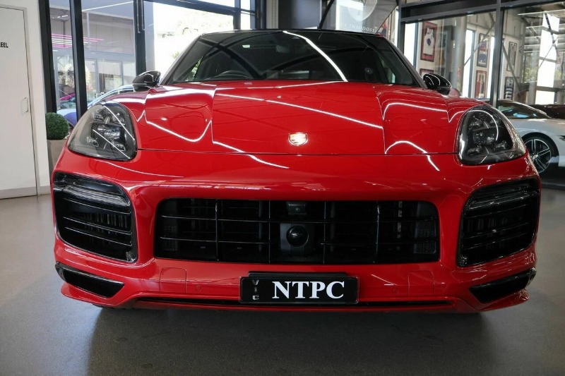 
								2022 Porsche Cayenne full									