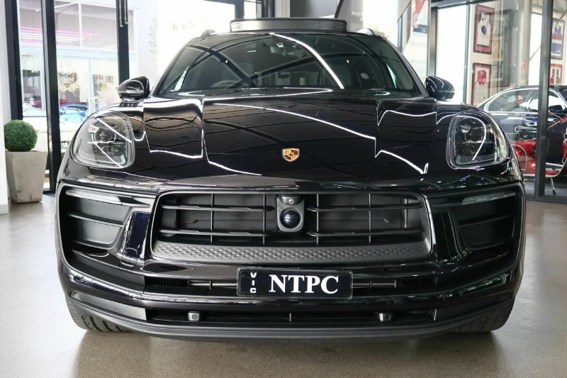
								2024 Porsche Macan full									